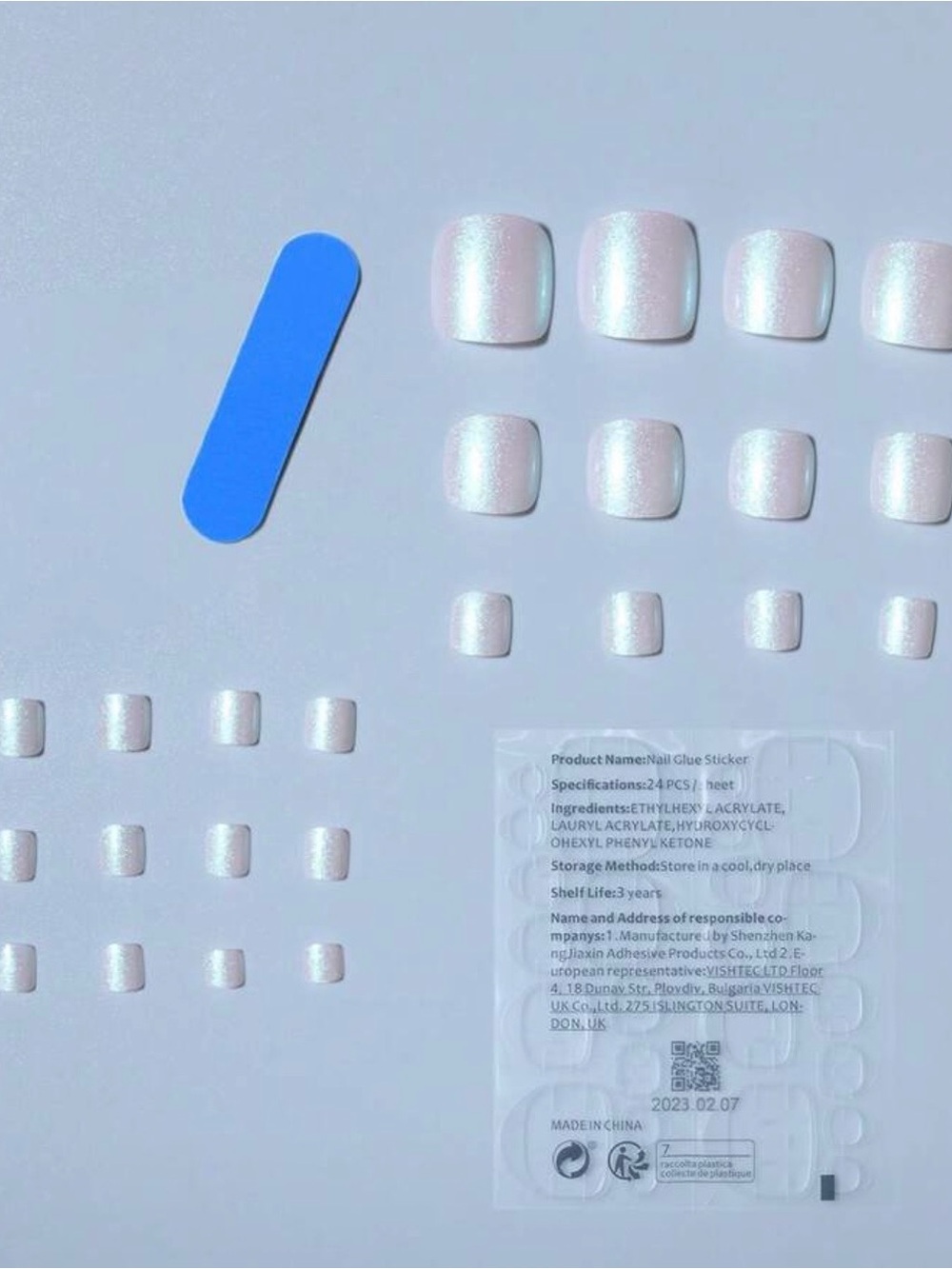 Press-On Toenails Set